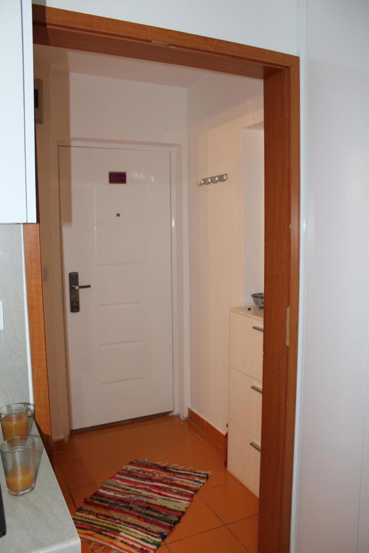 Cozy Apartment Ladybug, ซาราเยโว ภายนอก รูปภาพ