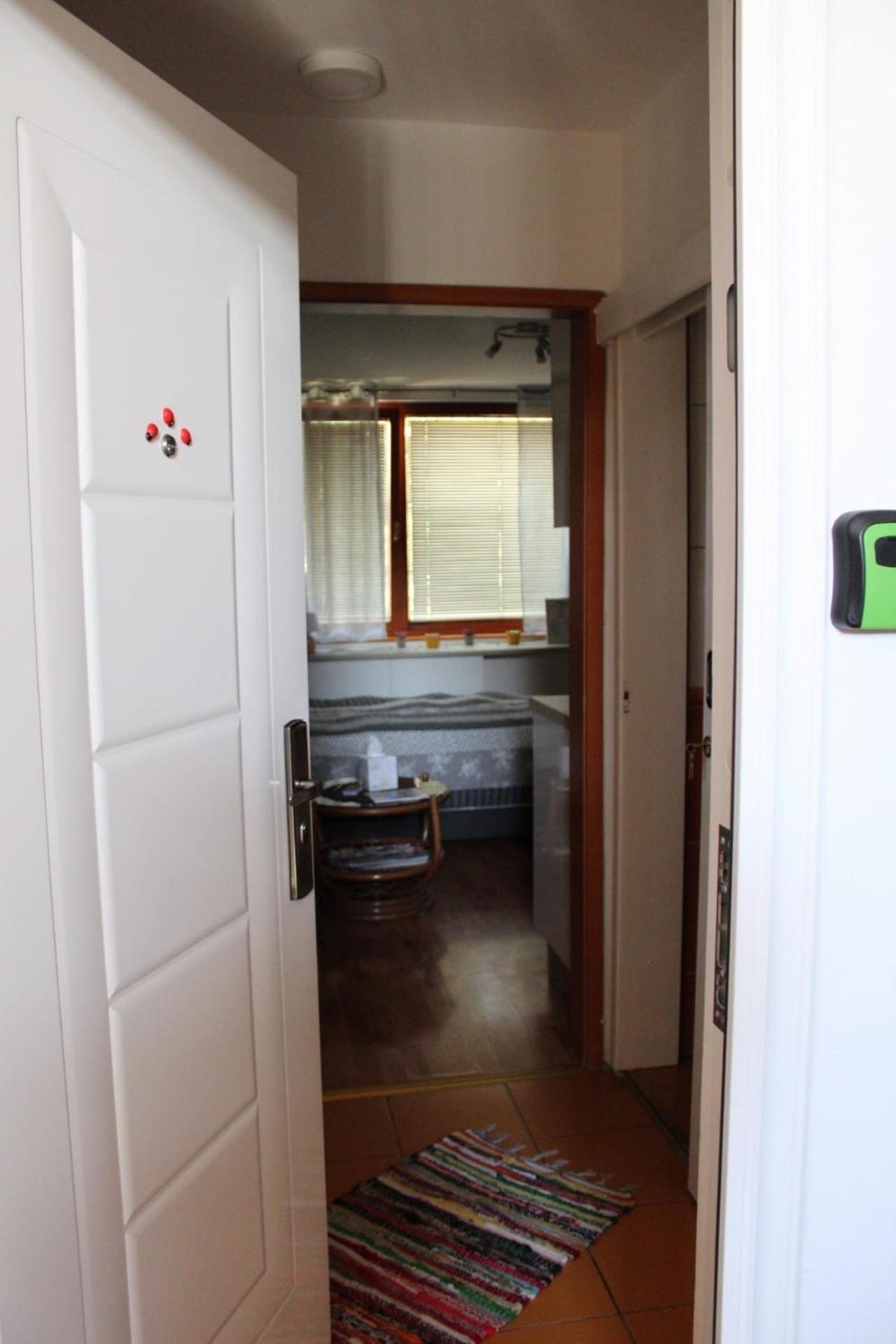 Cozy Apartment Ladybug, ซาราเยโว ภายนอก รูปภาพ